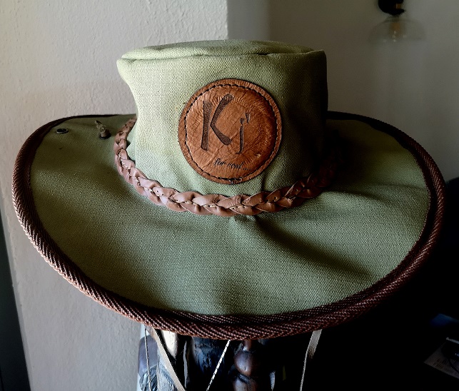 Kj ' - Hat 